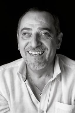 Photo of Enrique Villén