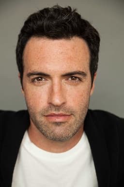 Photo of Reid Scott