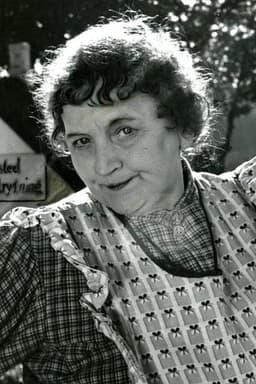 Photo of Helga Frier
