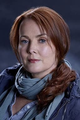 Photo of Laura Innes