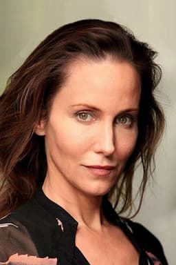 Photo of Nina Young