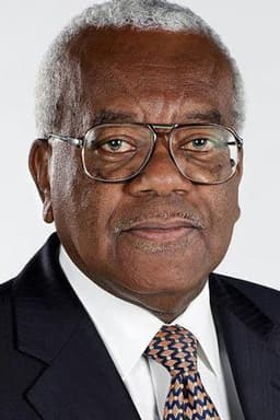Photo of Trevor McDonald