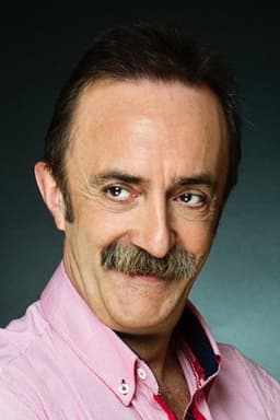 Photo of Santi Rodríguez