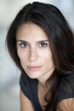Photo of Diane Robert