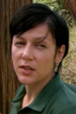 Photo of Suzanne McNabb