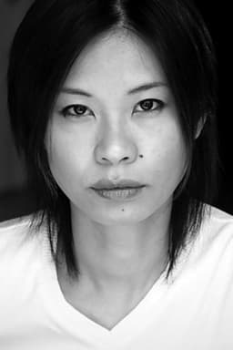 Photo of Tuyet Le