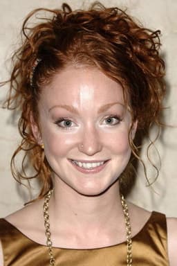 Photo of Phoebe Thomas