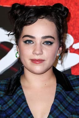 Photo of Mary Mouser