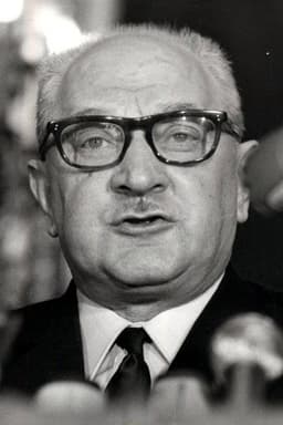 Photo of Guy Mollet