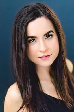Photo of Jenny Raven