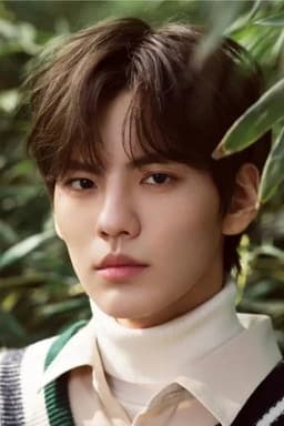 Photo of Bi Wenjun