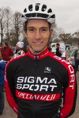 Photo of Simon Richardson