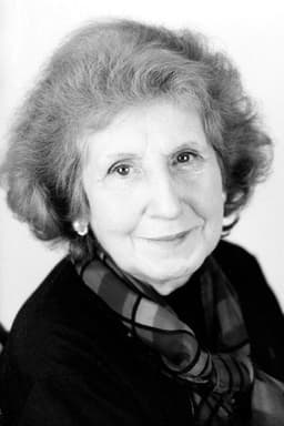 Photo of Tsilla Chelton