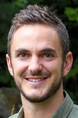 Photo of Tom Crowther