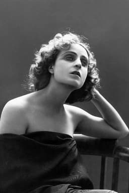 Photo of Pina Menichelli