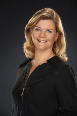 Photo of Anne Lindmo