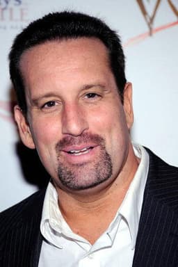 Photo of Tom Laughlin