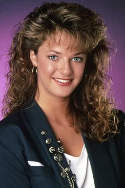 Photo of Andrea Elson