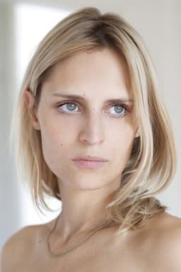 Photo of Sabrina Seyvecou