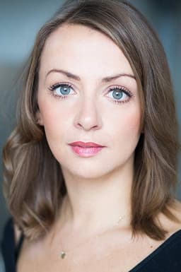 Photo of Lisa McGrillis