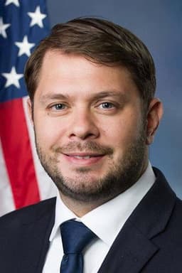 Photo of Ruben Gallego