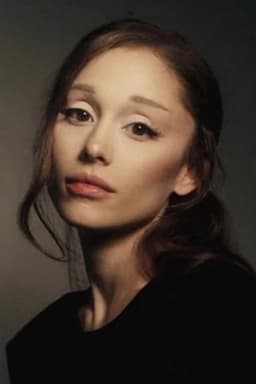Photo of Ariana Grande