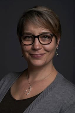 Photo of Tamara Deverell