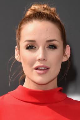 Photo of Sarah Dumont