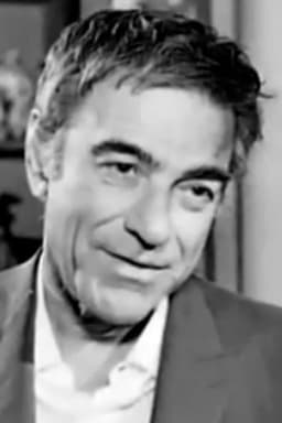 Photo of Errikos Kontarinis