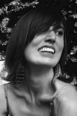 Photo of Marion Sellenet