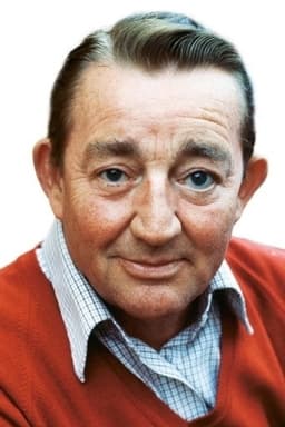 Photo of Buster Larsen