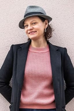 Photo of Emmanuelle Jary