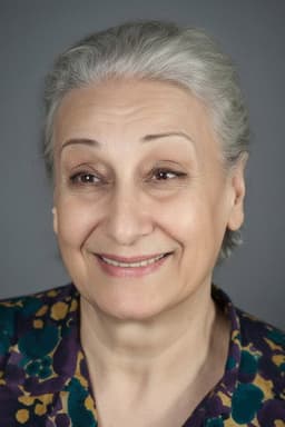 Photo of Mualla Sürer