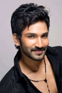 Photo of Aadhi Pinisetty