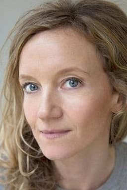 Photo of Lara Cazalet