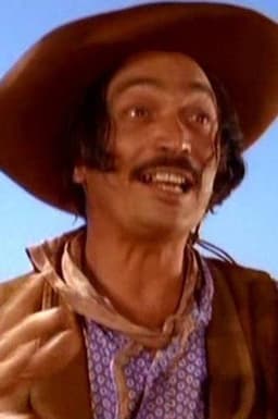 Photo of Roberto Contreras