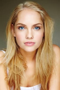 Photo of Melina Vidler