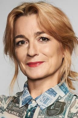 Photo of Lucie Cave