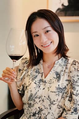 Photo of Asami Yoshikawa