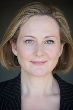 Photo of Lucy Robinson
