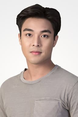 Photo of Pariit Thimthong