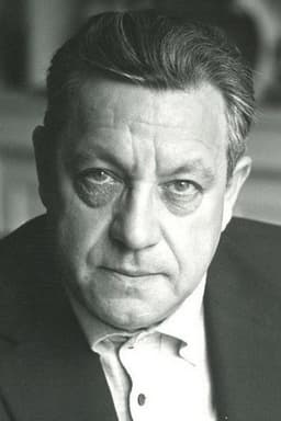 Photo of Paul Frankeur