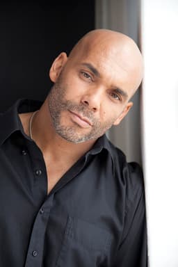 Photo of Réal Andrews
