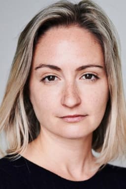 Photo of Lizzy Watts
