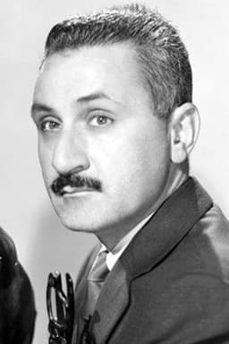 Photo of Ralph Manza