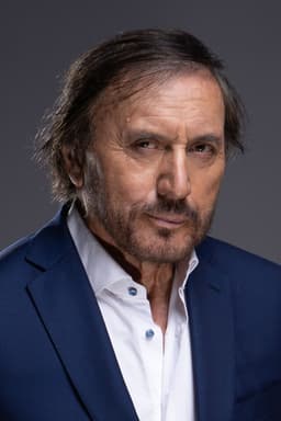 Photo of Carlos Pinto