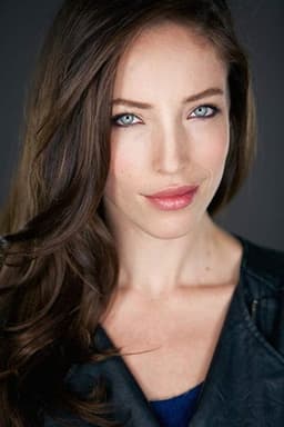 Photo of Nicole Stark