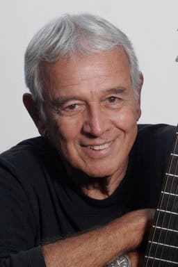 Photo of Carlos Lyra