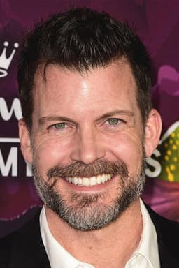 Photo of Mark Deklin