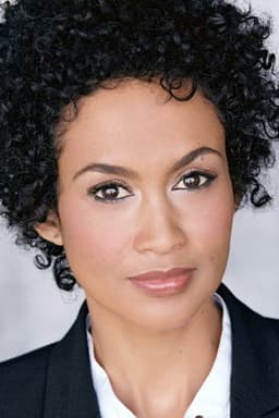 Photo of Faye Peters